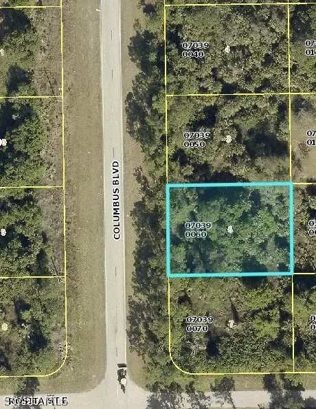 151 Columbus Blvd S, Lehigh Acres, FL 33974
