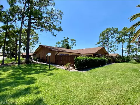 5606 Foxlake Dr, North Fort Myers, FL 33917