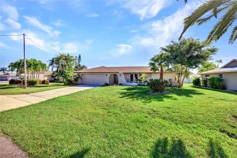 3711 SE 21st Ave, Cape Coral, FL 33904