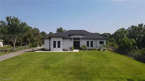 2619 2nd Ave SE, Naples, FL 34117