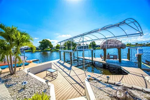 2715 E Archer Pkwy, Cape Coral, FL 33904