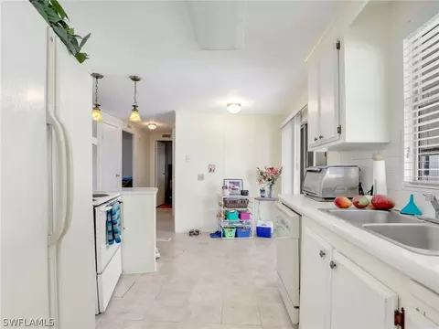 224 Cape Sable Dr, Naples, FL 34104 photo 7