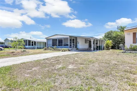 224 Cape Sable Dr, Naples, FL 34104 photo 3