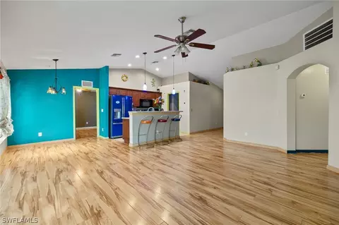 6054 Lacota Ave, Fort Myers, FL 33905