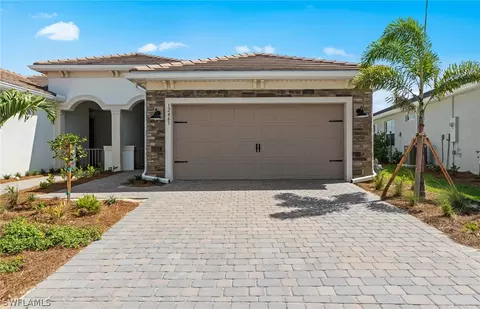 12461 Dolomite Way, Alva, FL 33920