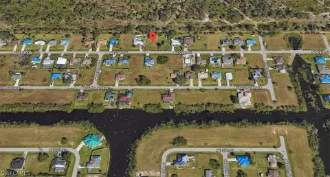 1915 NE 28th St, Cape Coral, FL 33909