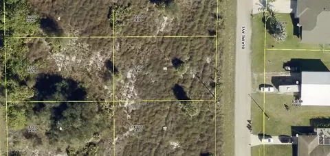 1264 Blaine Ave, Fort Myers, FL 33913