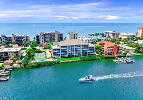 9380 Gulf Shore Dr #103, Naples, FL 34108