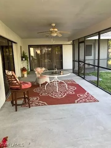 129 NE 9th Ct, Cape Coral, FL 33909
