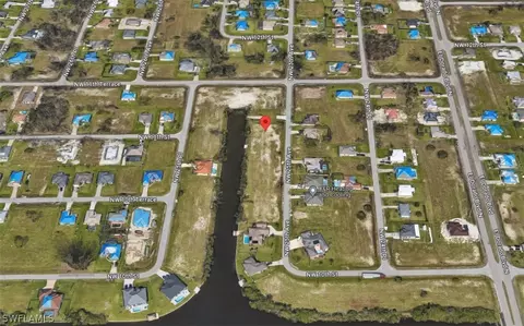 1100 NW 25th Ave, Cape Coral, FL 33993