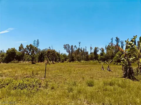 5577 Royal Okley Ln, Bokeelia, FL 33922