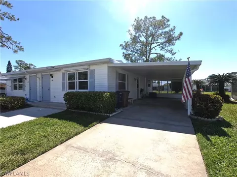 26 Desert Candle Cir, Lehigh Acres, FL 33936