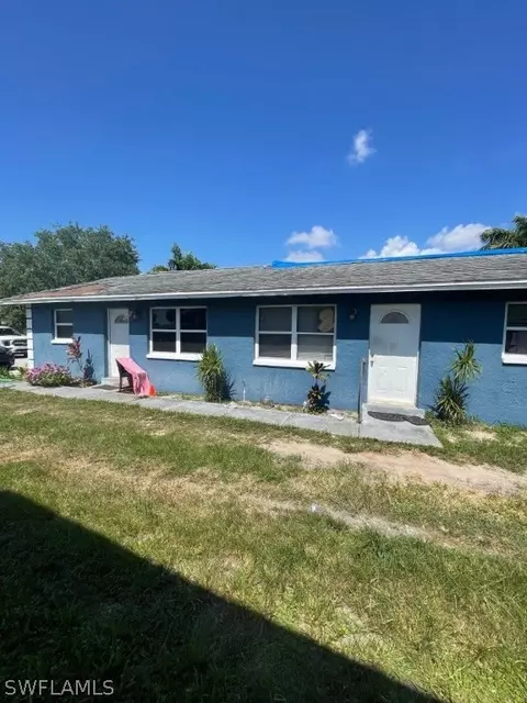33403342 Stella St, Fort Myers, FL 33916