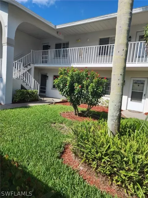 345 Gabriel Cir #2411, Naples, FL 34104