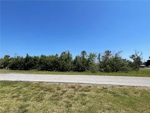 2300 Third Ave, Saint James City, FL 33956