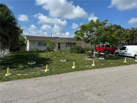 1308 Farmdale St, Lehigh Acres, FL 33936