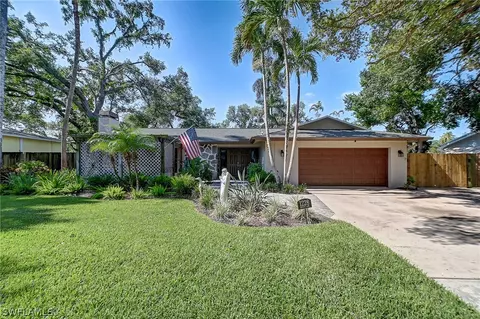 1228 Shadow Ln, Fort Myers, FL 33901