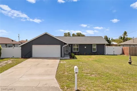 1017 SE 13th Ave, Cape Coral, FL 33990
