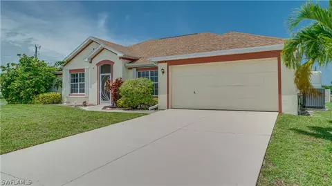 120 NW 25th Pl, Cape Coral, FL 33993