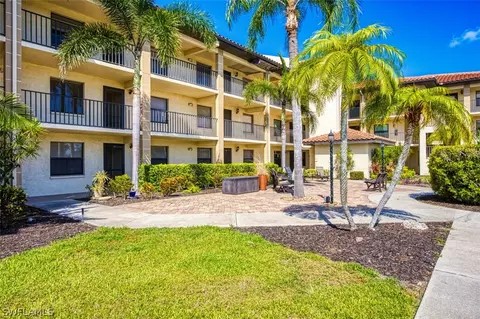 12661 Kelly Sands Way #112, Fort Myers, FL 33908