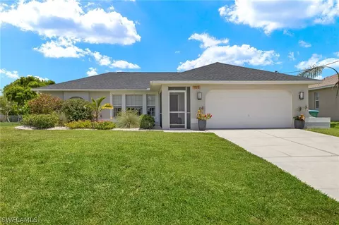 105 SW 13th Ter, Cape Coral, FL 33991