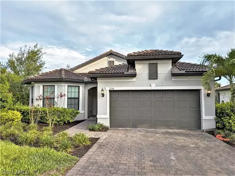2136 Parson St, Naples, FL 34120