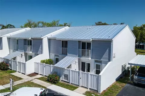 18006 San Carlos Blvd #17, Fort Myers Beach, FL 33931