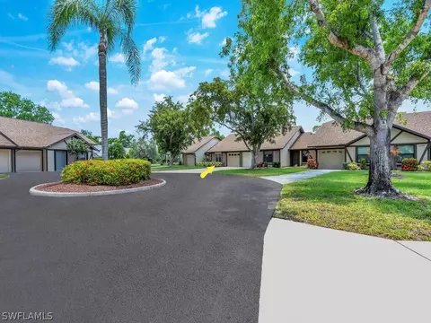 13124 Hampshire Ct, Fort Myers, FL 33919