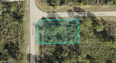 833 Genoa Ave S, Lehigh Acres, FL 33974