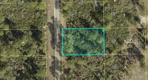 837 Giorgio Ave S, Lehigh Acres, FL 33974