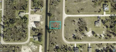 1024 Chadwick Ave, Lehigh Acres, FL 33974