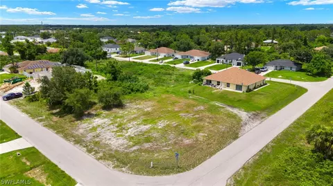 47044706 22nd St SW, Lehigh Acres, FL 33973