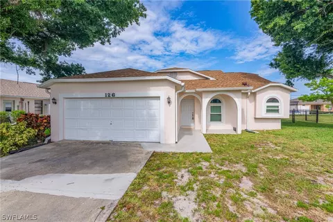 126 NE 6th Pl, Cape Coral, FL 33909