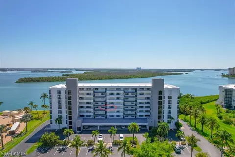 4253 Bay Beach Ln #D3, Fort Myers Beach, FL 33931