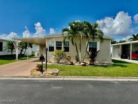 14576 Lara Cir, North Fort Myers, FL 33917