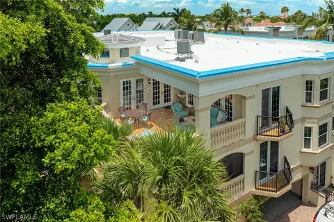 399 4th St S, Naples, FL 34102 photo 16