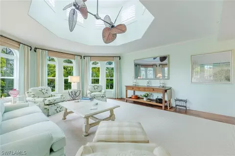 399 4th St S, Naples, FL 34102 photo 17