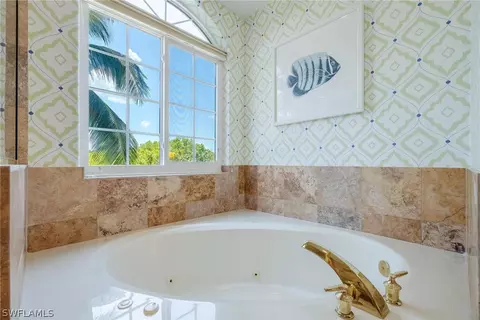 399 4th St S, Naples, FL 34102 photo 31