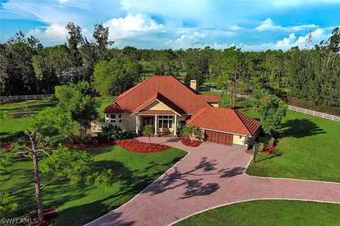 6796 Broken Arrow Rd, Fort Myers, FL 33912
