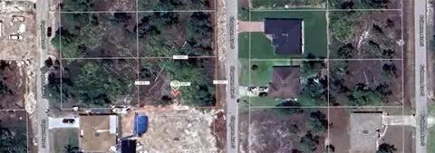 806 Chapman Ave S, Lehigh Acres, FL 33974