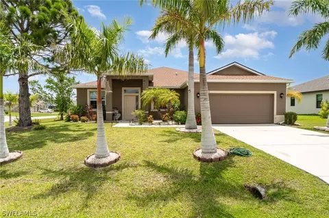 1703 SW 1st Pl, Cape Coral, FL 33991