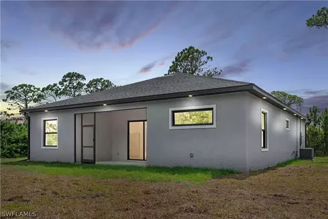 6525 Forest Cir, Labelle, FL 33935 photo 8