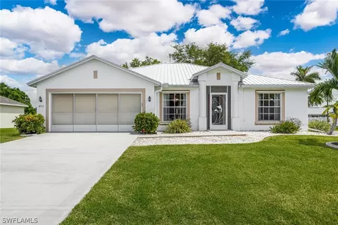 200 SE 27th St, Cape Coral, FL 33904