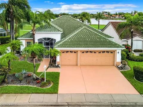 2401 Palo Duro Blvd, North Fort Myers, FL 33917