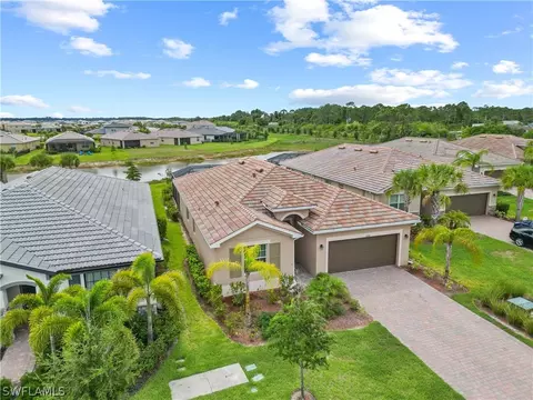 3708 E Hampton Cir, Alva, FL 33920