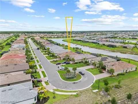 3708 E Hampton Cir, Alva, FL 33920 photo 2