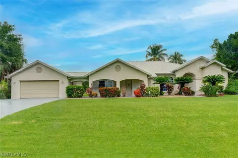 1910 Balsey Rd, Alva, FL 33920