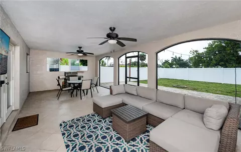 8900 Andover St, Fort Myers, FL 33907