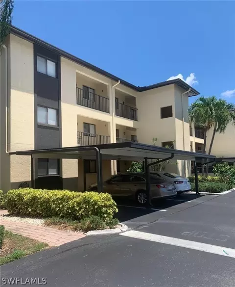 4719 SE 17th Pl #101, Cape Coral, FL 33904