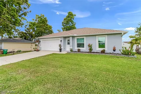 1405 NE 17th Pl, Cape Coral, FL 33909